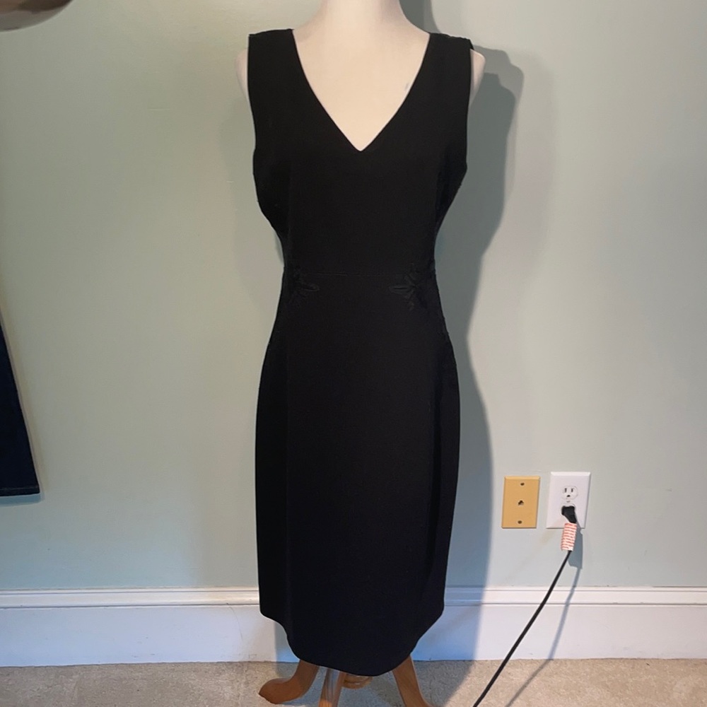 ELIE TAHARI NWOT size 8 day into evening dress